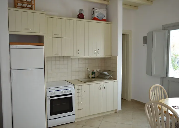 Sea Side & Kalo Livadi