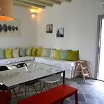 Sea Side Studios&houses Apartahotel