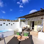 Apartahotel Sea Side Studios&houses 2*