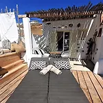 Sea Side Studios&houses Apartahotel