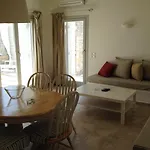 Apartahotel Sea Side Studios&houses 2*