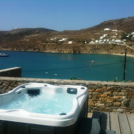 Sea Side & Kalo Livadi