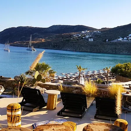 Sea Side & Aparthotel Kalo Livadi