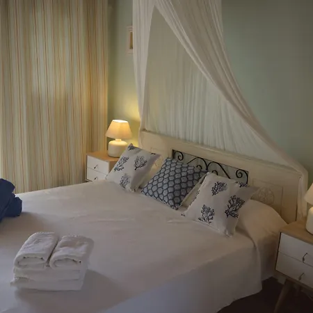 Apart Otel Sea Side & 2*