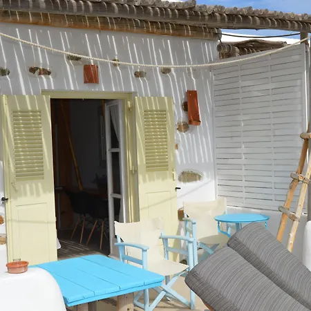 Sea Side & 4* Kalo Livadi