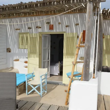 Sea Side & Apart Otel 2*