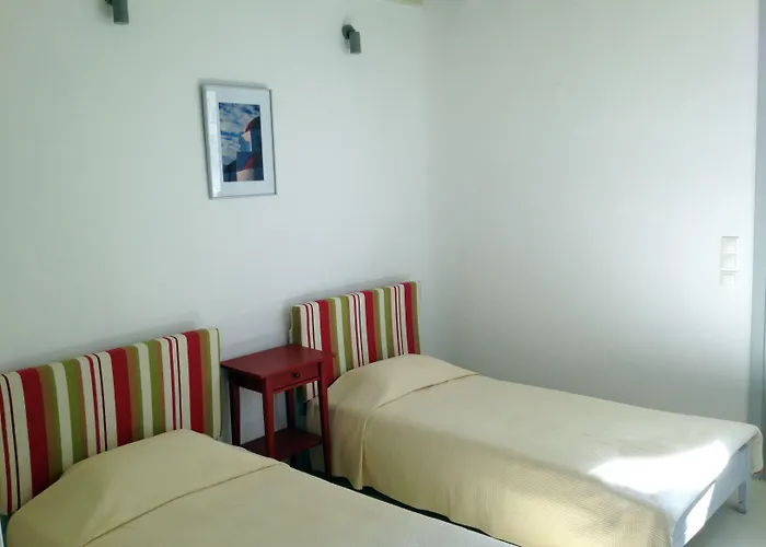 Apartahotel Sea Side Studios&houses Playa Kalo Livadi