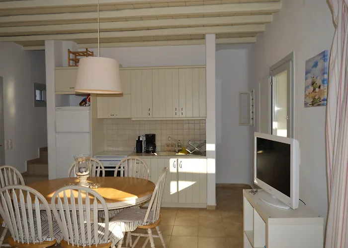 Sea Side Studios&houses Apartahotel 2*