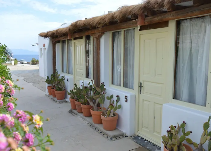 Sea Side Studios&houses Apartahotel 2*